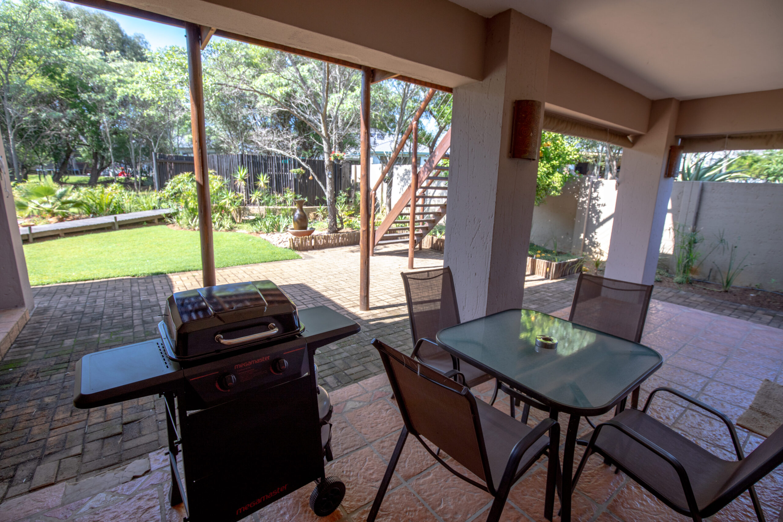 Weaver's Nest Guesthouse Kingfisher Flat