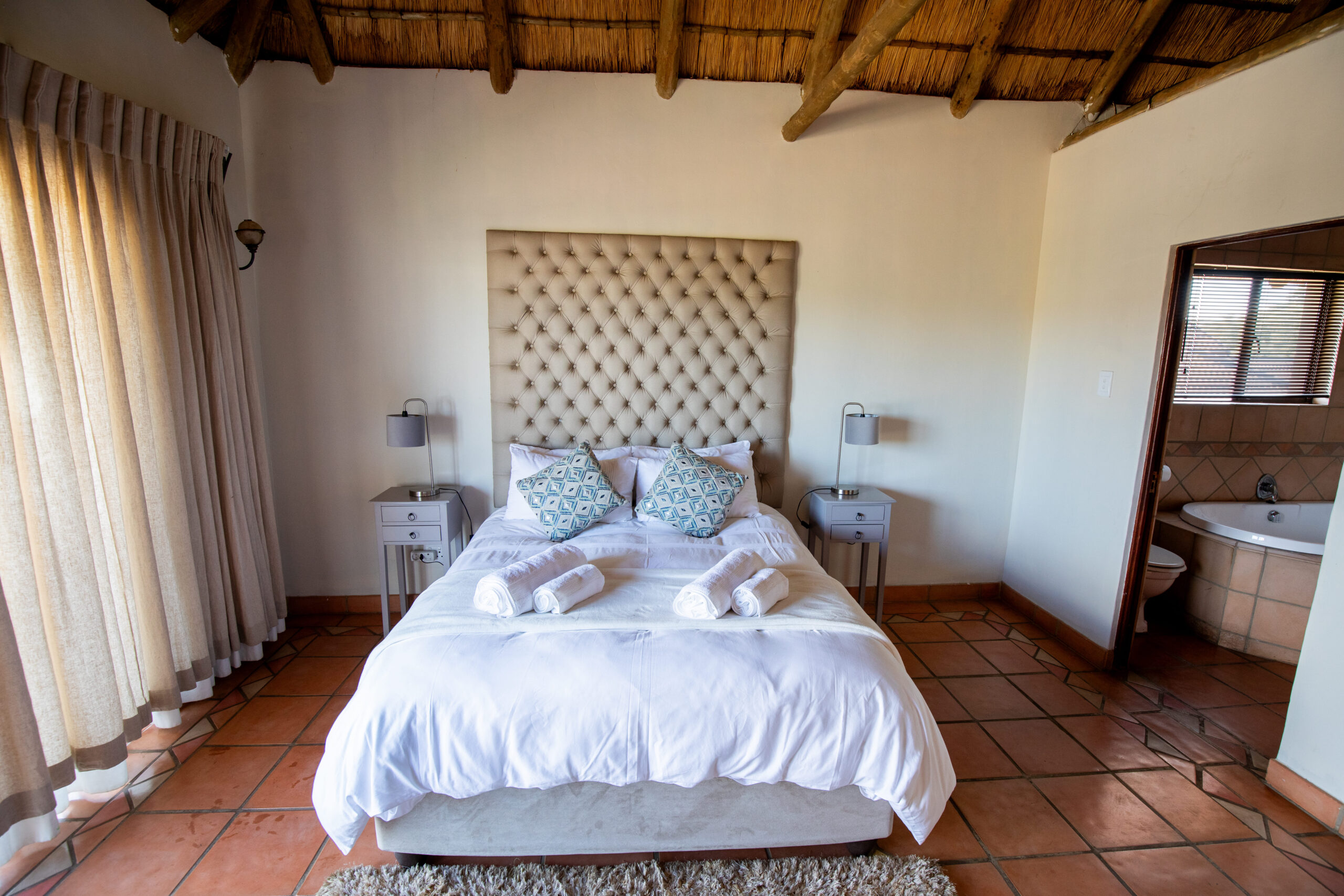 Weaver's Nest Guesthouse Sunbird Room