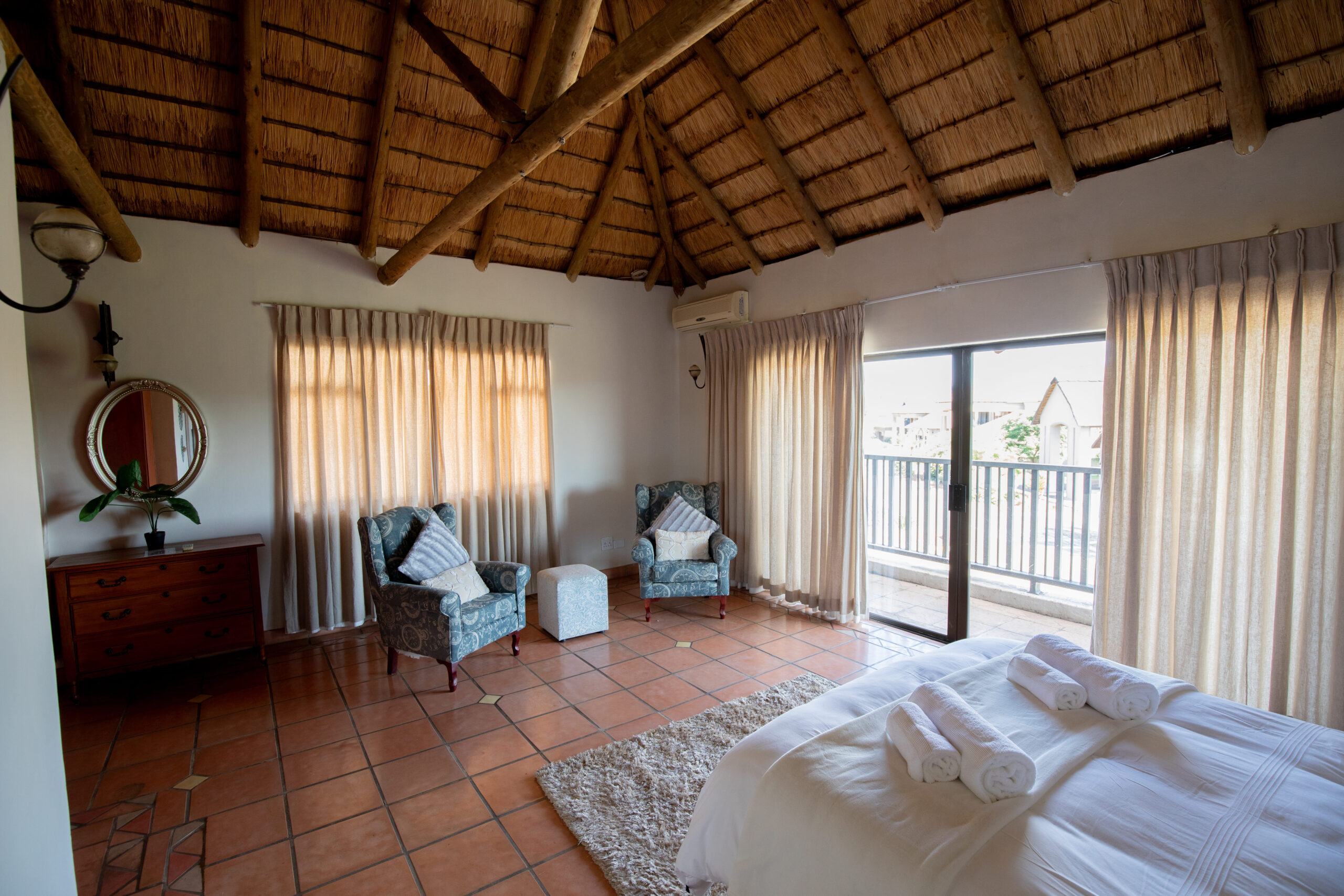 Weaver's Nest Guesthouse Sunbird Room