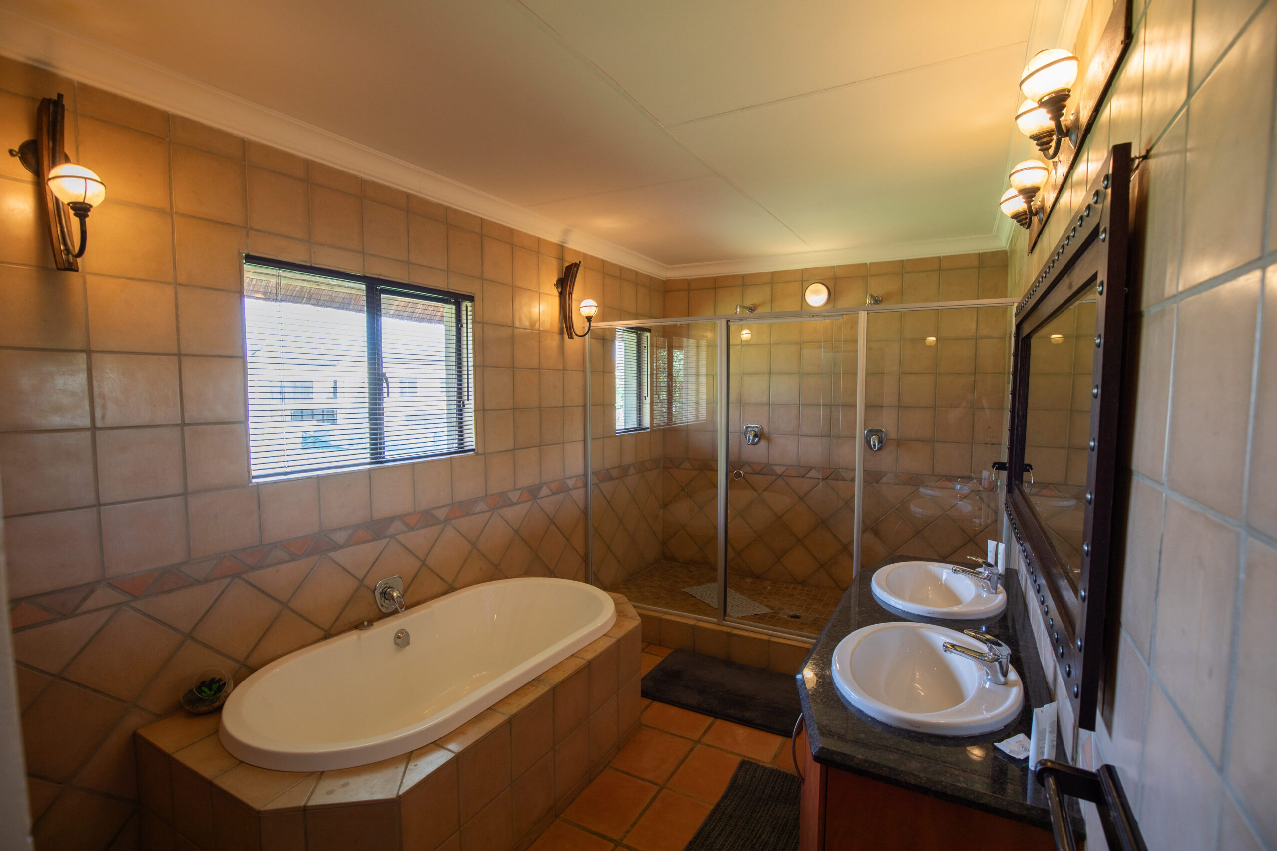 Weaver's Nest Guesthouse Weavers Room